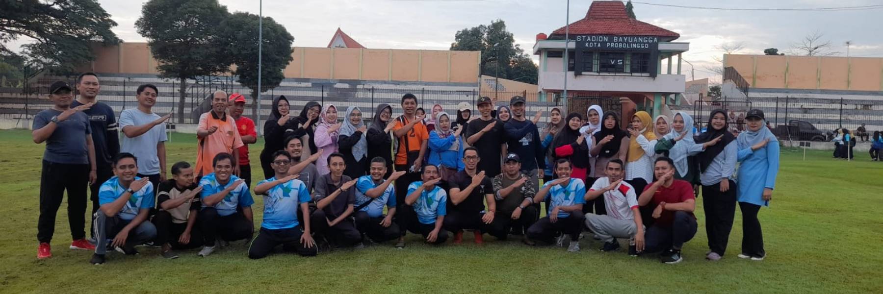 Disperinaker Kota Probolinggo Gelar Tradisi Ngeliwet, Awali Tahun dengan Kebersamaan